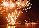 Rheinwiesenfest Bacharach, Mittelrhein-Lichter Feuerwerk Rheinschifffahrt