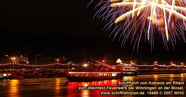 Feuerwerk-Schifffahrt zum Weinfest Winningen an der Mosel